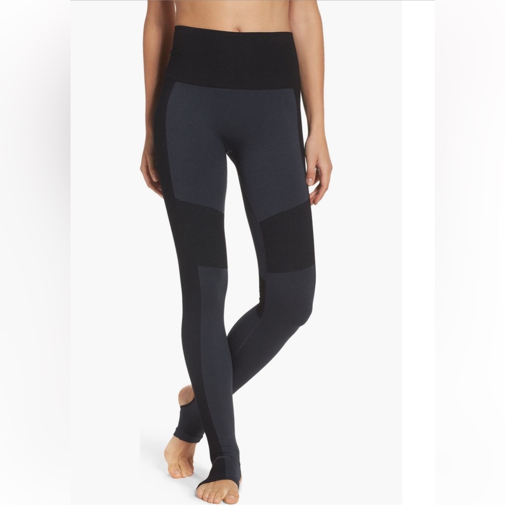 Zella Black and Gray Leggings